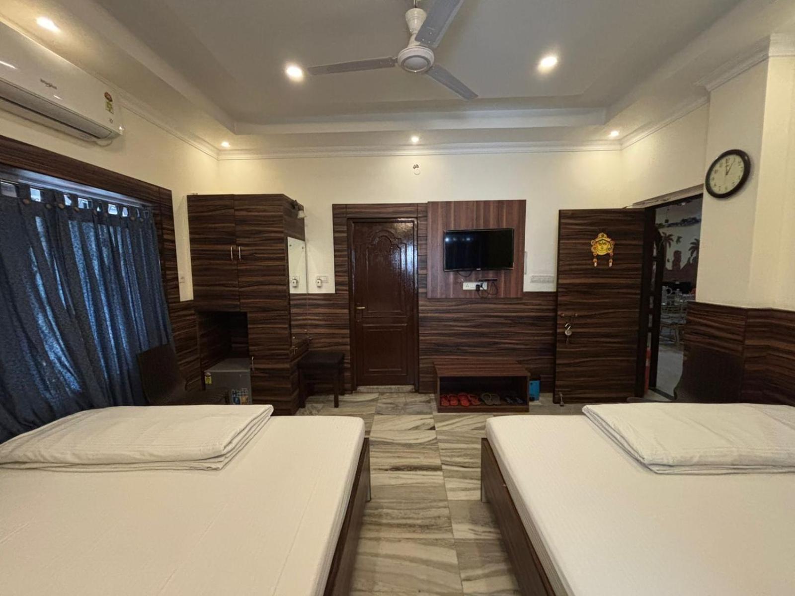 Om Sai Villa Guesthouse Calcutta Eksteriør billede