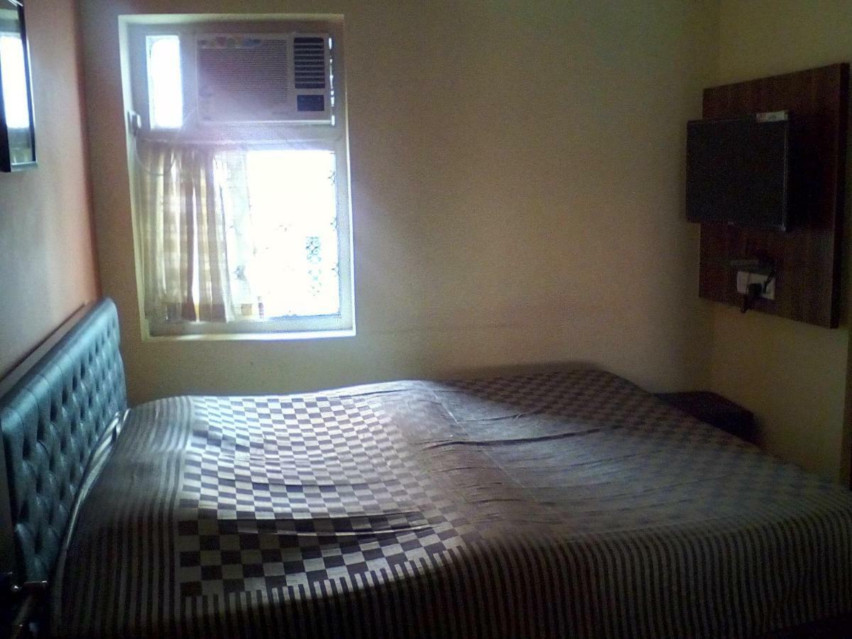 Om Sai Villa Guesthouse Calcutta Eksteriør billede